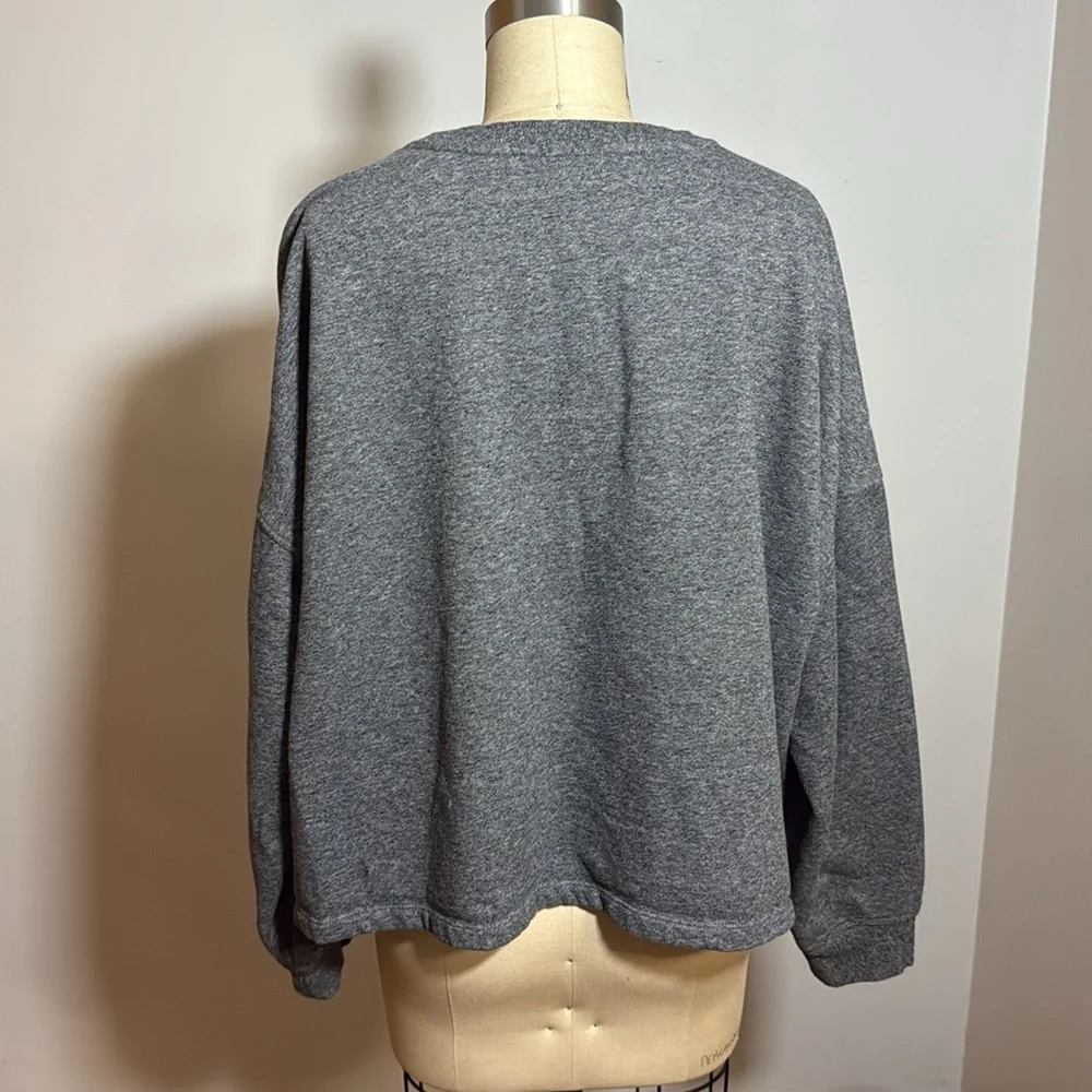 Calvin Klein Sweatshirt - Picture 5 of 6